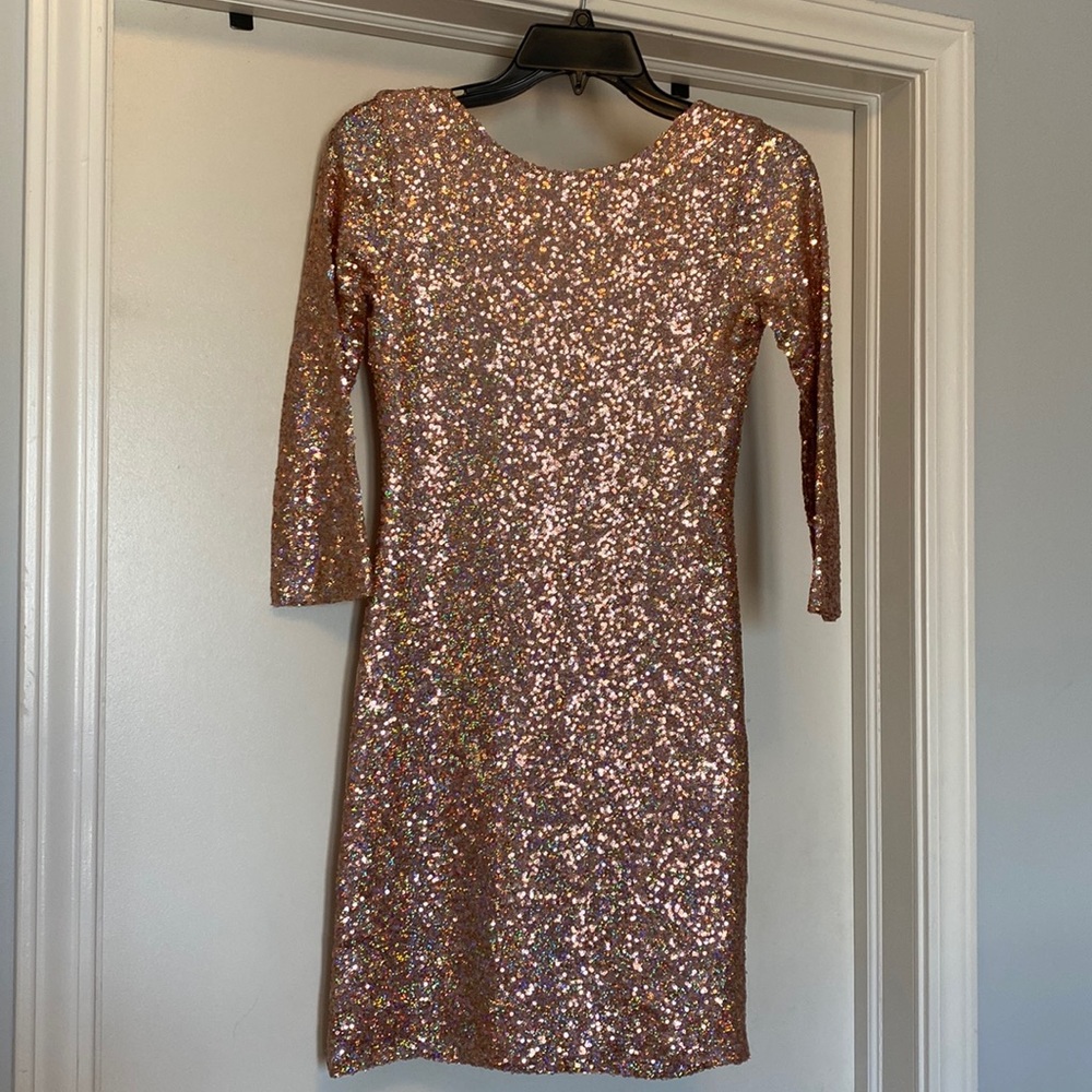 3/4 length sleeved, short, Pink sequined dress from Topshop